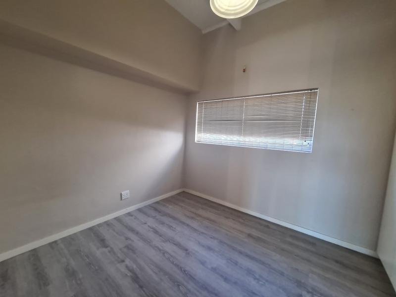 1 Bedroom Property for Sale in Tyger Valley Western Cape